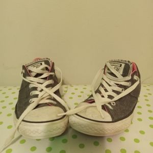 Convers gray and pink inside.